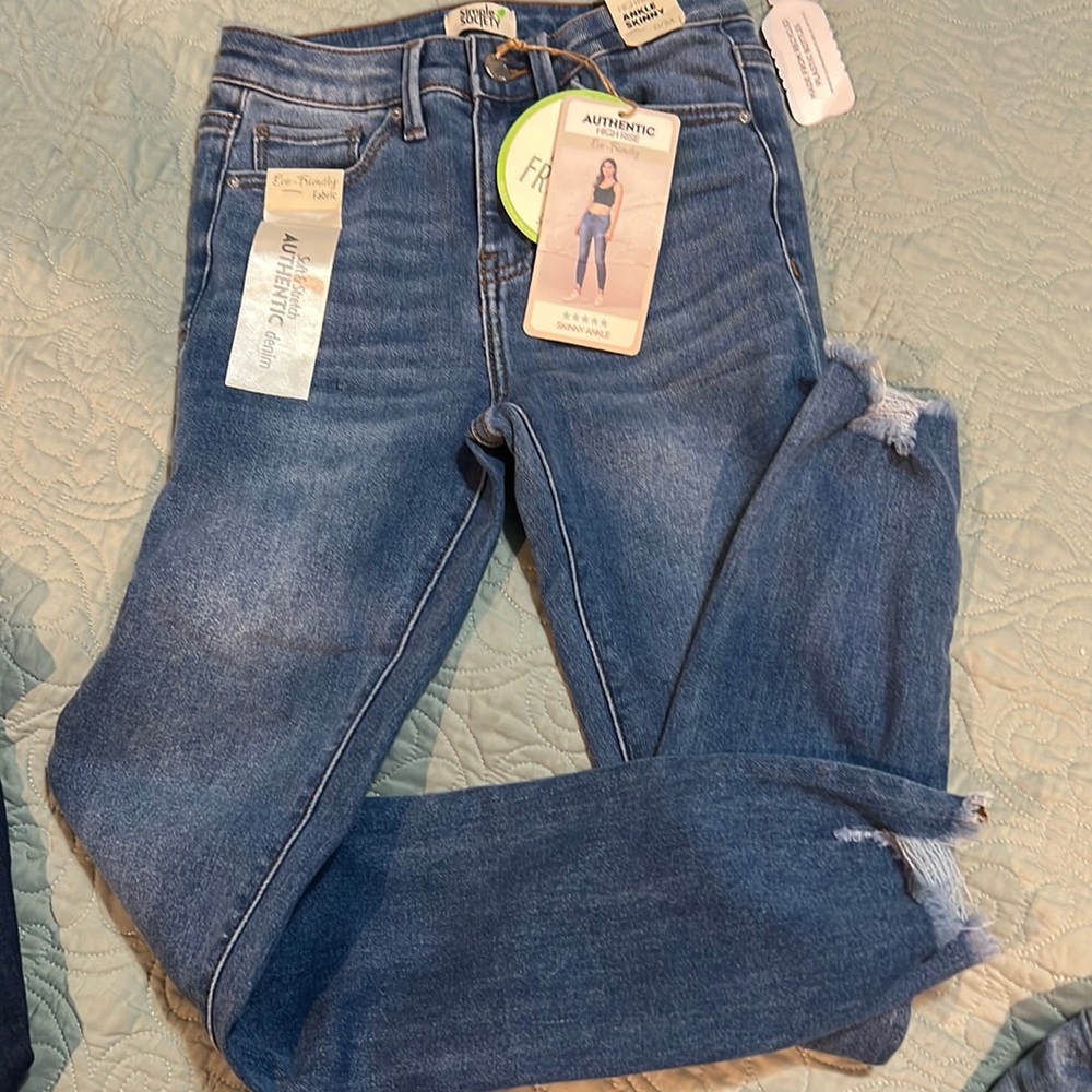 HIGH RISE Jeans size 0 NWT SIMPLE SOCIETY